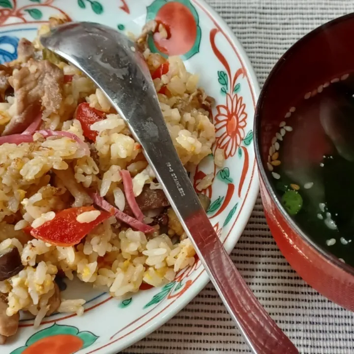 夫の自宅サラメシ炒飯|ぱいんてーるさん