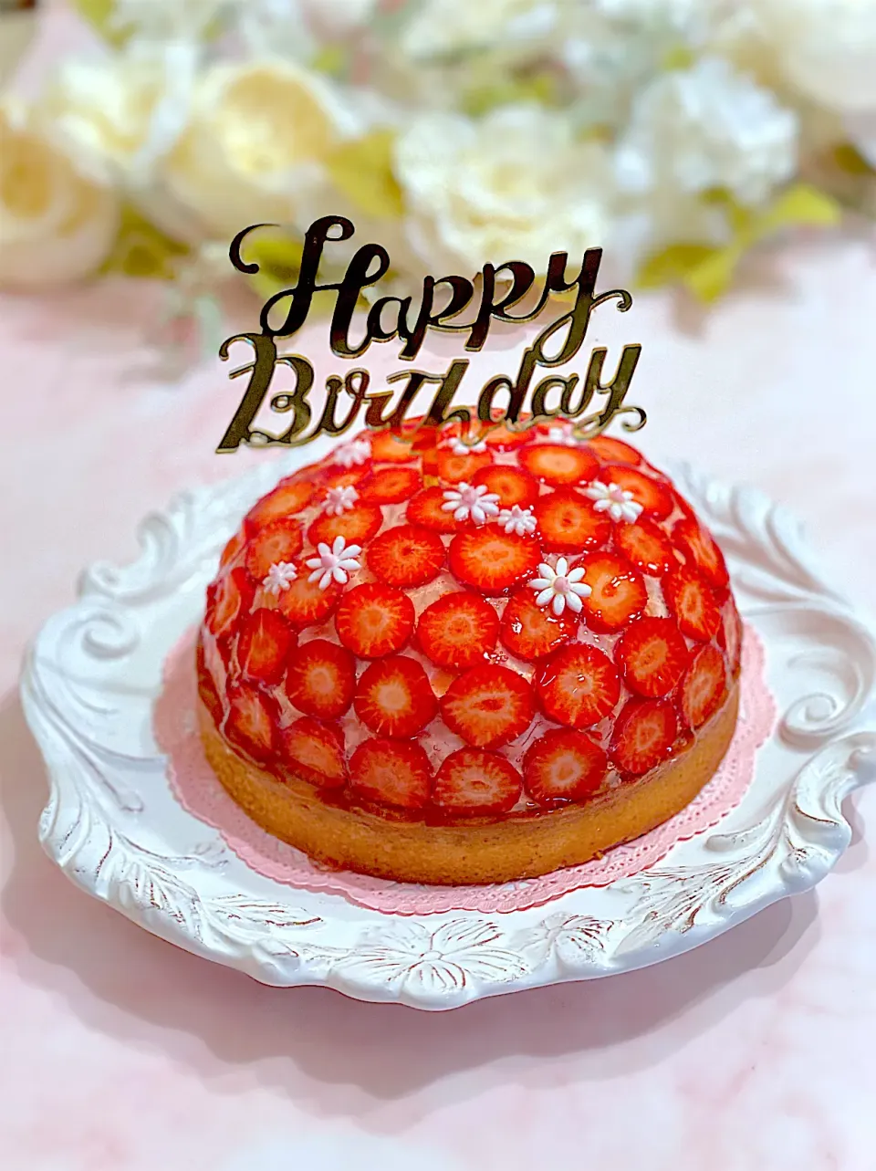 いっちゃん🩷誕生日おめでとう🎂🎉✨✨いちごのドームケーキ〜🍓🍓🍓|AXさん