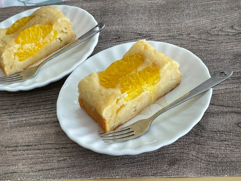 Snapdishの料理写真:八朔のヨーグルトケーキ|チムニーさん