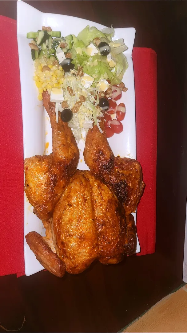 Peri Peri Chicken and Salad (can be served with Chips) R130 
only at The Wood Oven|yolande taljaardさん