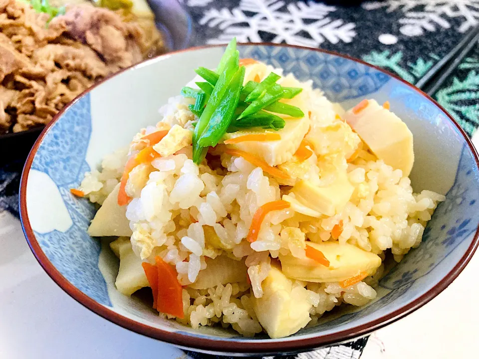 Snapdishの料理写真:たけのこご飯|ゆきえもんさん