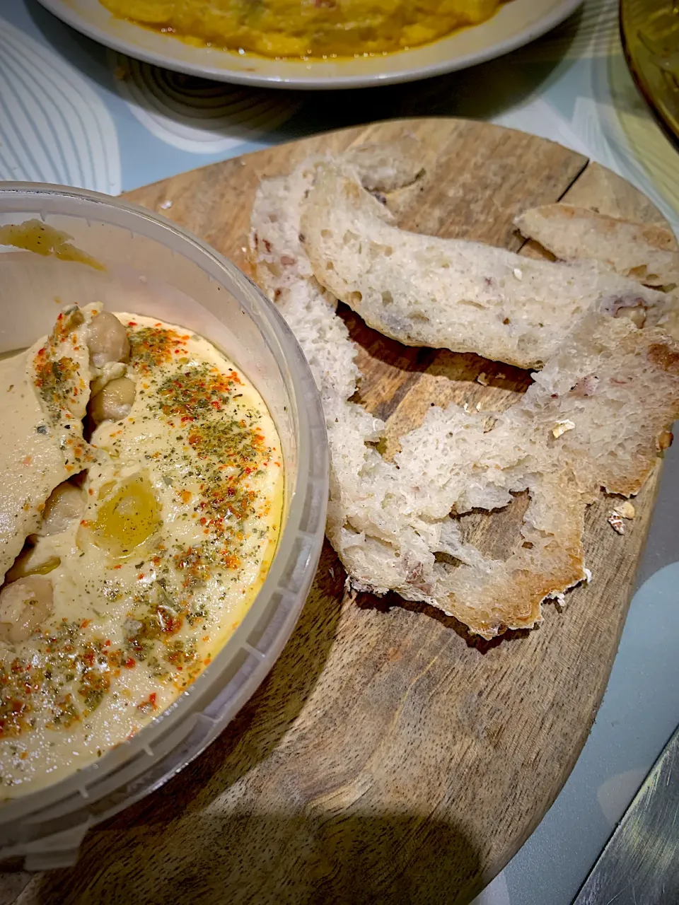 Hummus on Richard’s sourdough with five grains.|keithさん