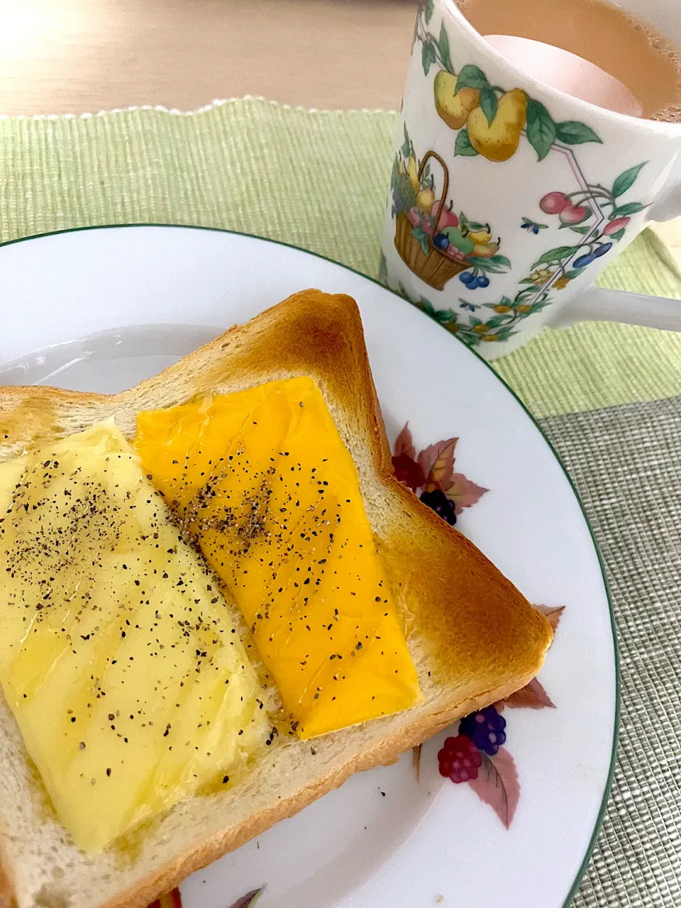 自炊　蜂蜜チーズトースト|みんさん