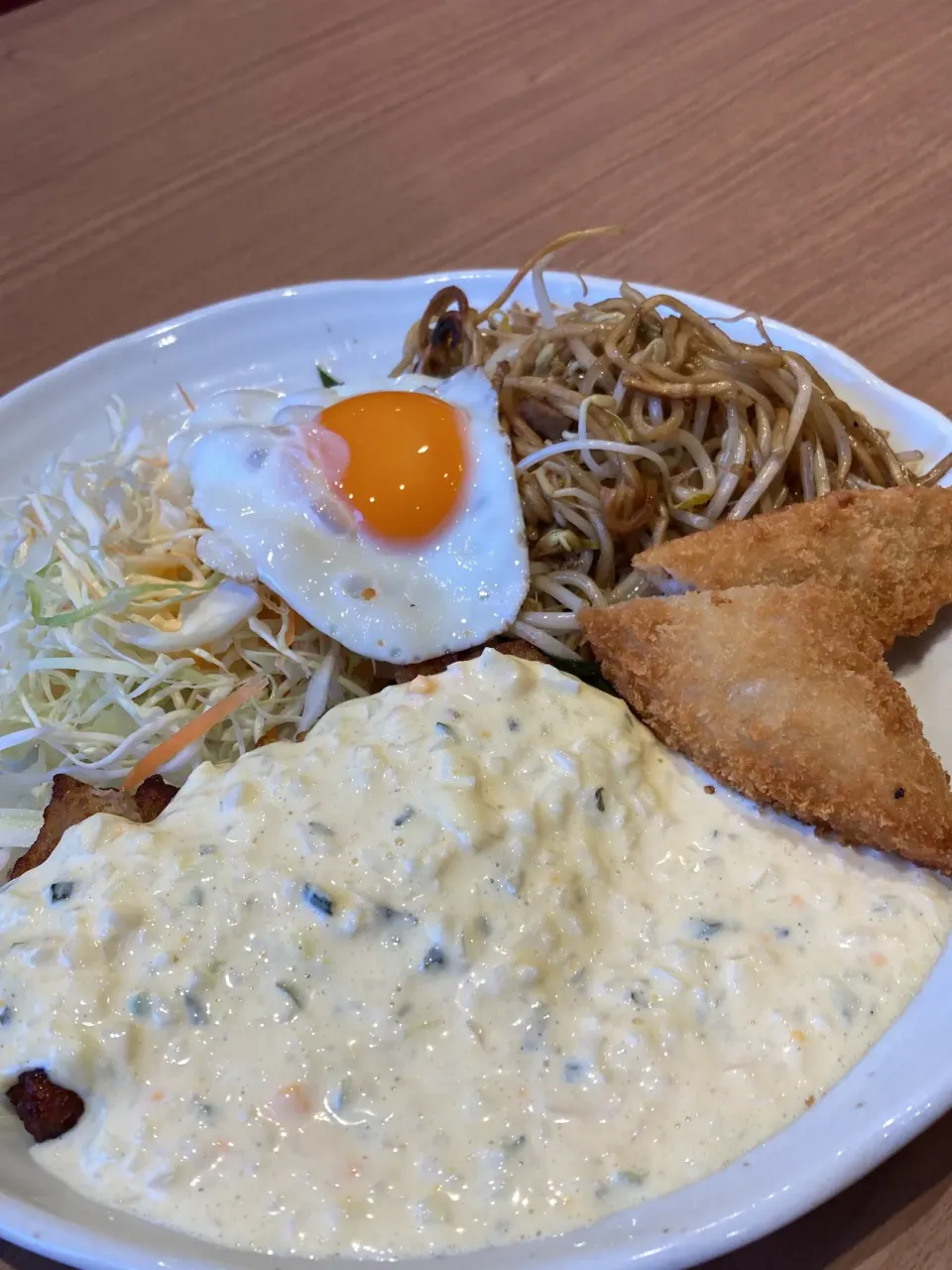 Snapdishの料理写真:チキン南蛮ランチ ¥1,182|rockiさん