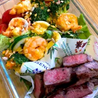 Snapdishの料理写真:海老ブロッコリーのタルタルサラダ🥗andミスジステーキ|ゆき飯★YUKI MESHIさん