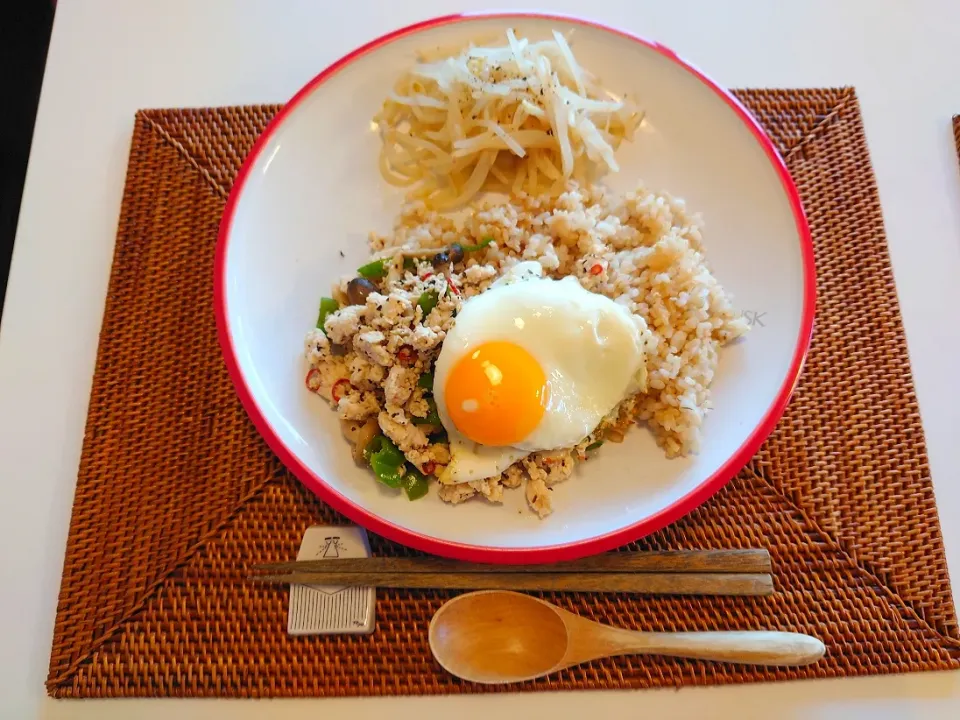 今日の夕食　ガパオライス|pinknari🐰🌈さん