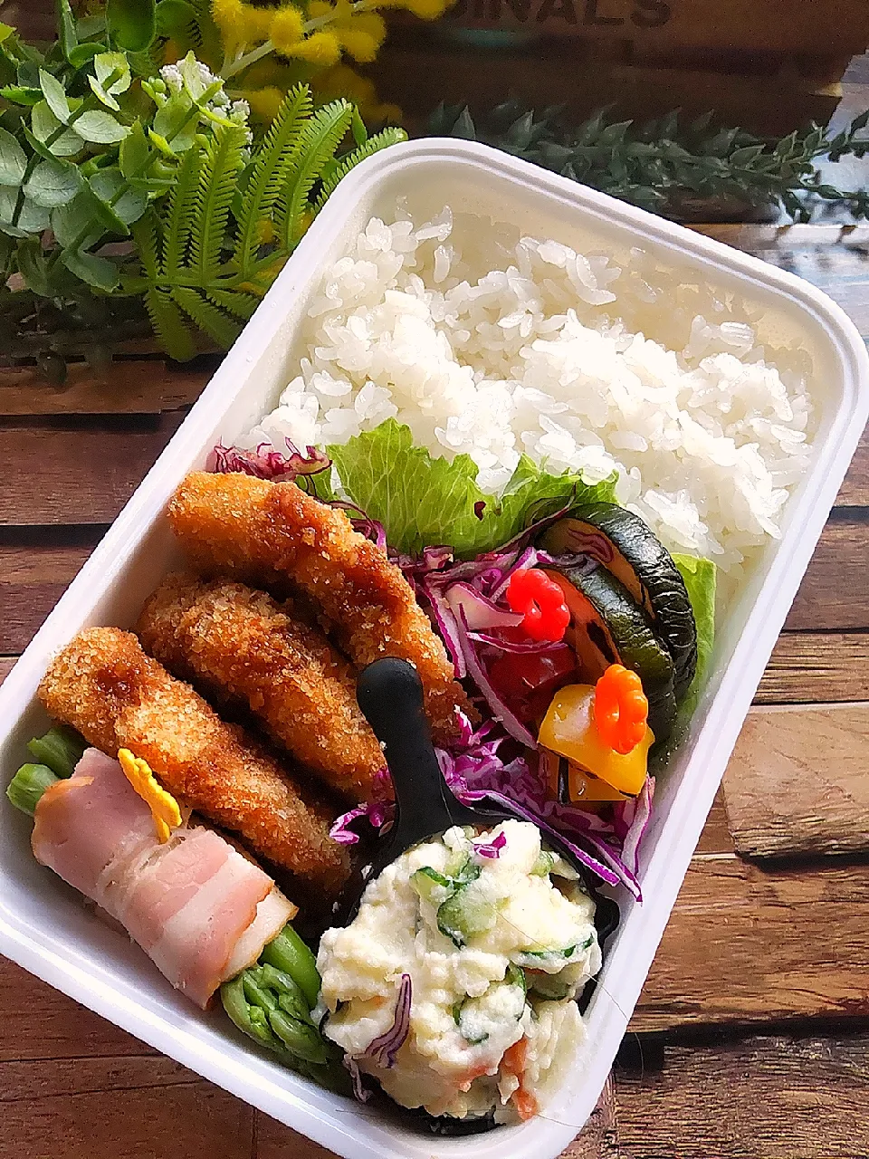 豚カツ弁当🍱|クータンさん