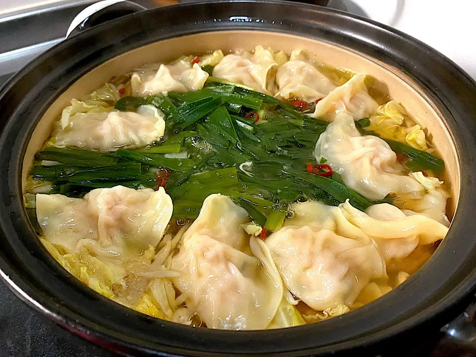 元祖オクタン餃子で🥟餃子鍋🥟|Hiropanさん