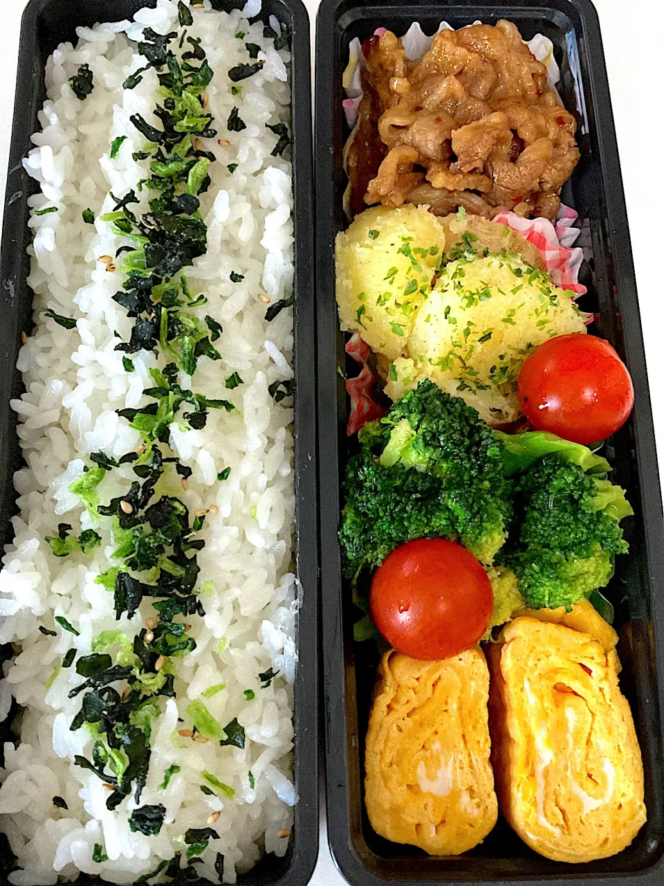 お弁当⑥牛カルビだからブロッコリーはナムル風に味付け✨|Hiromiさん