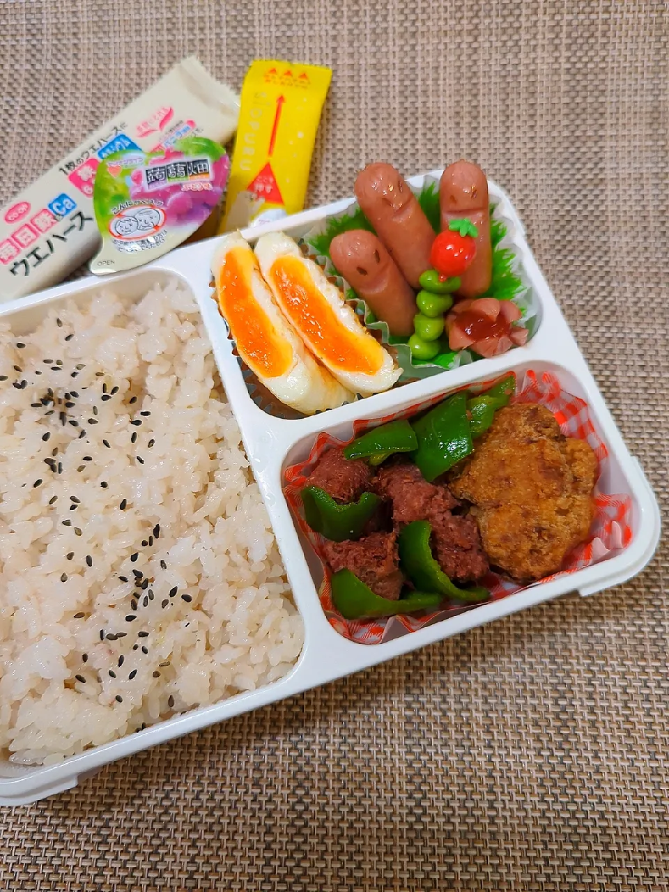 Snapdishの料理写真:中学生弁当 2023/05/09(火)|どかどかさん