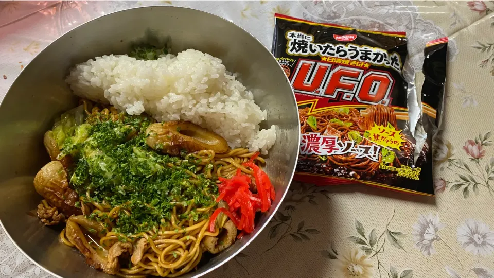 ＵＦＯのインスタント焼そばランチ|Morito Kamiyaさん