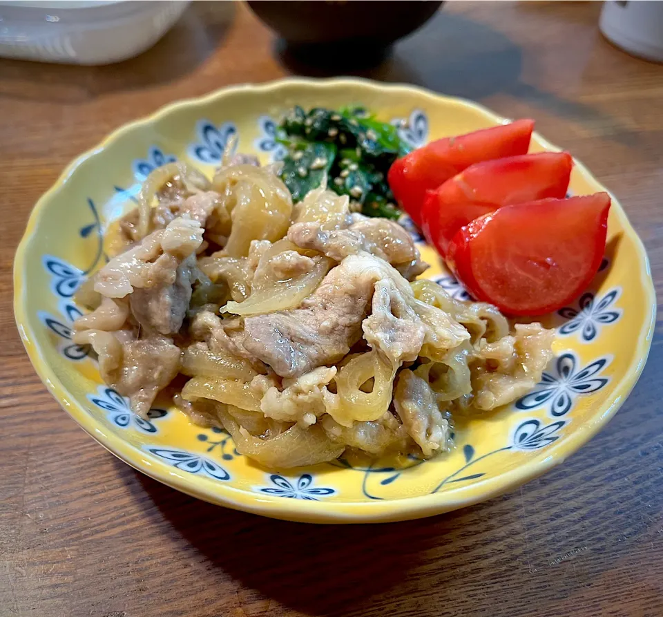 業務スーパーの姜葱醤で！豚の生姜焼き|ちろるろさん