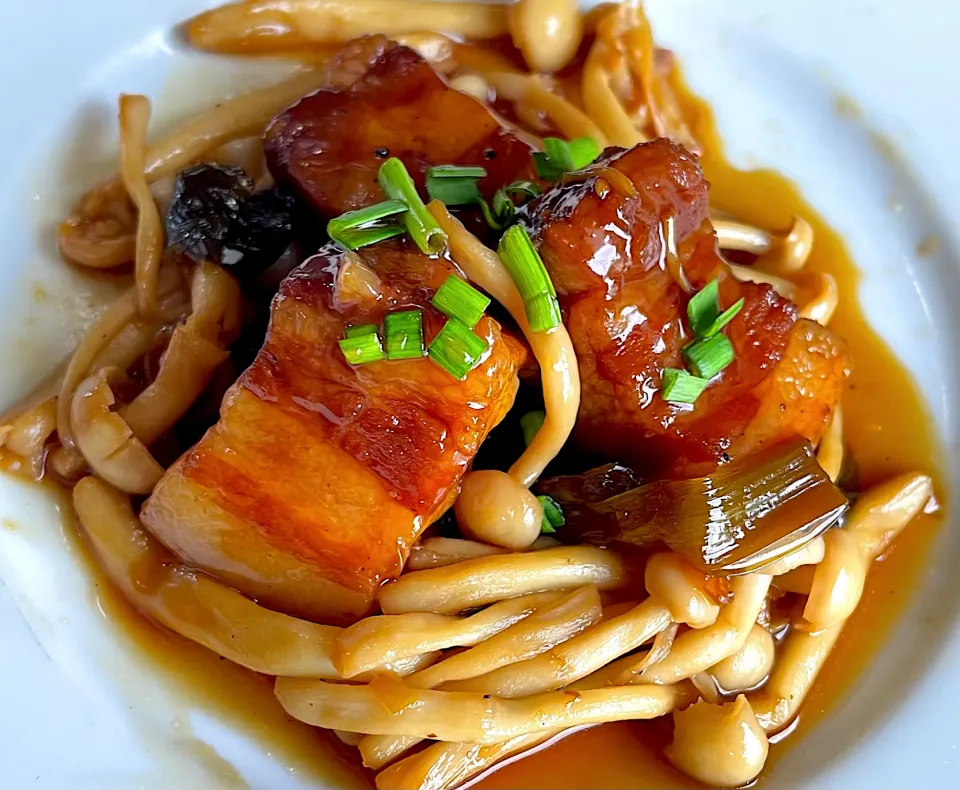 chinese style Braised Pork Belly|Ami Haさん