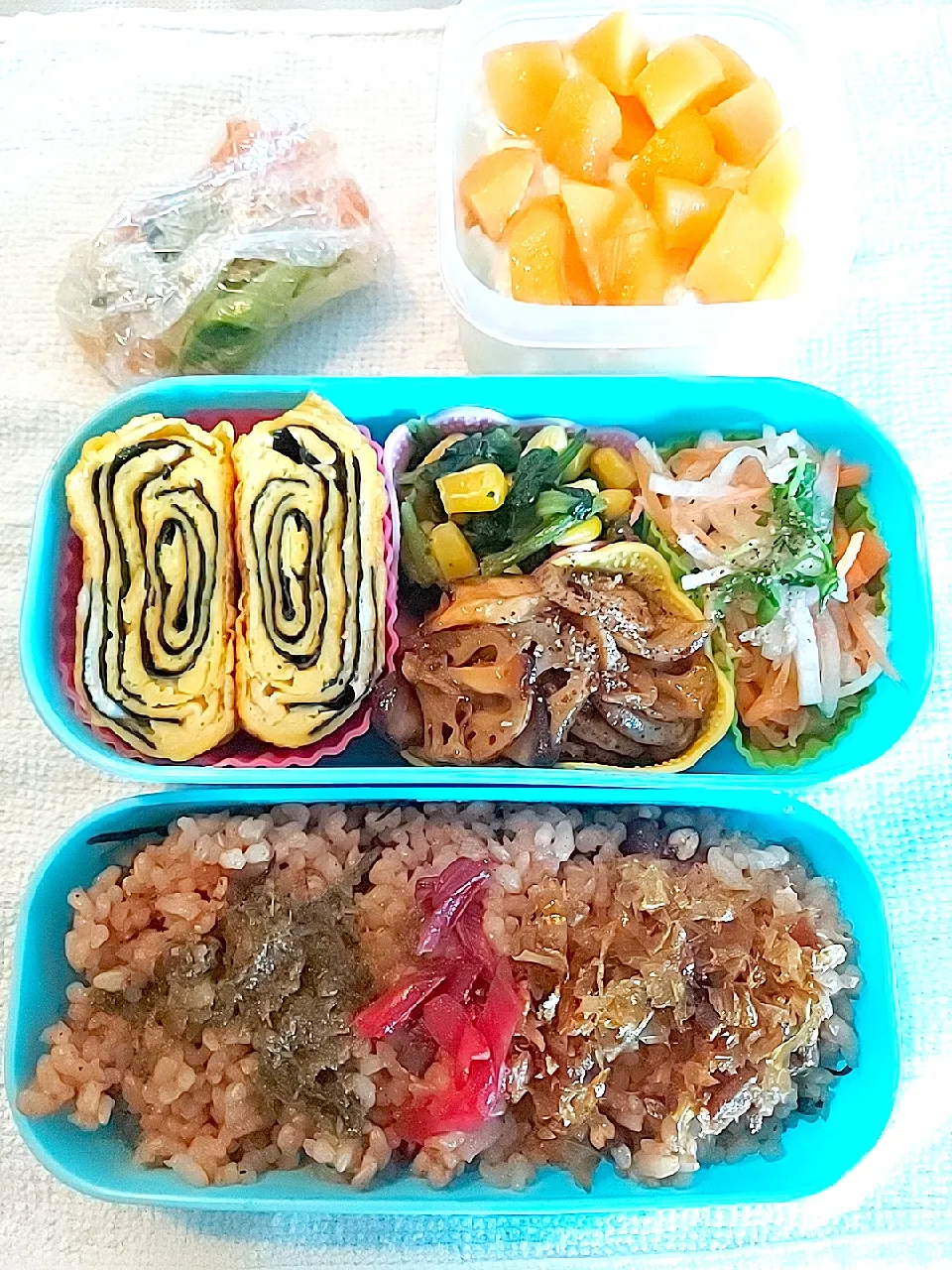 お野菜たっぷり弁当✨
お野菜たっぷり味噌だま付き！|Keiさん