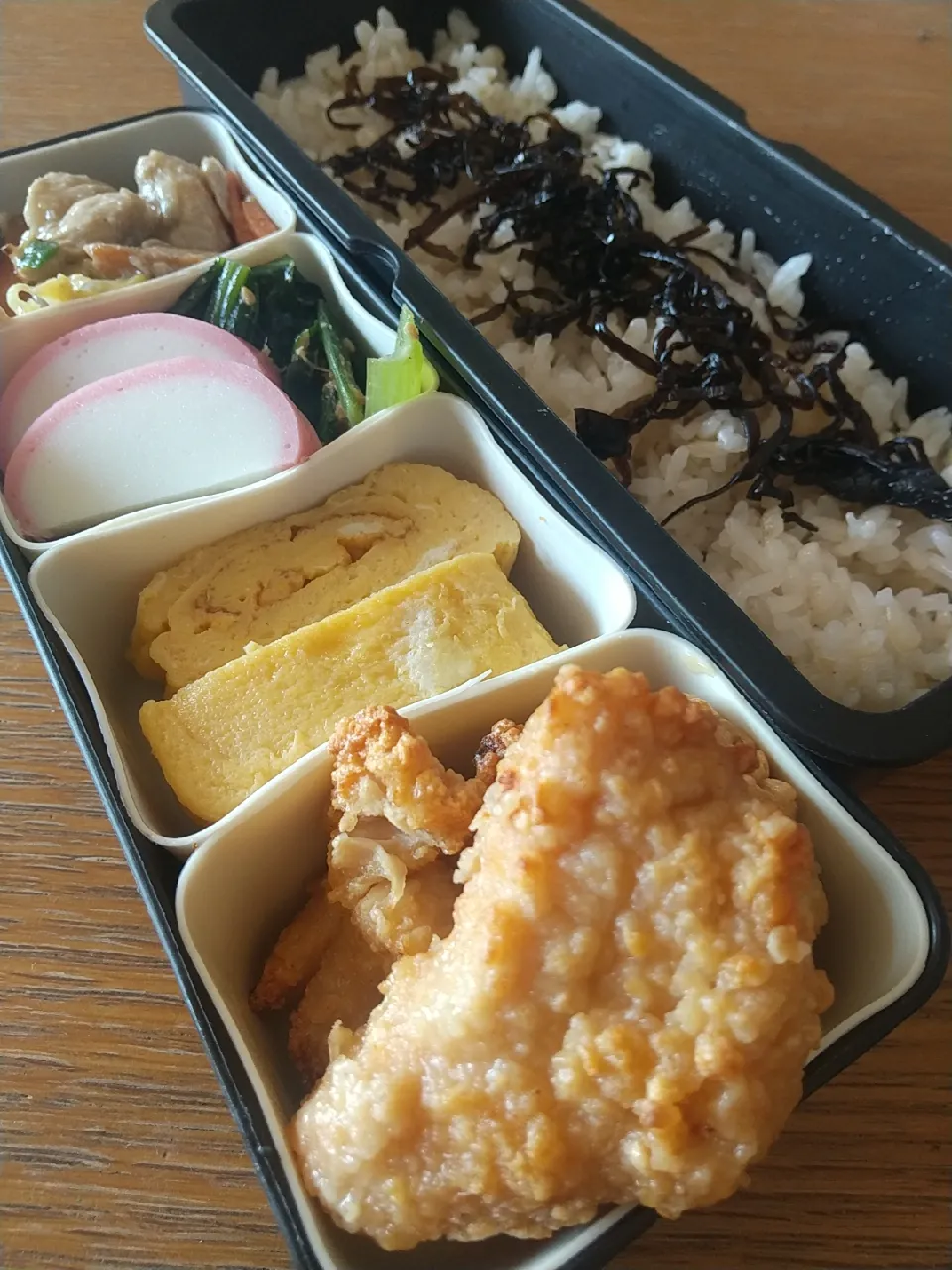 揚げない唐揚げ弁当|まきごろうさん