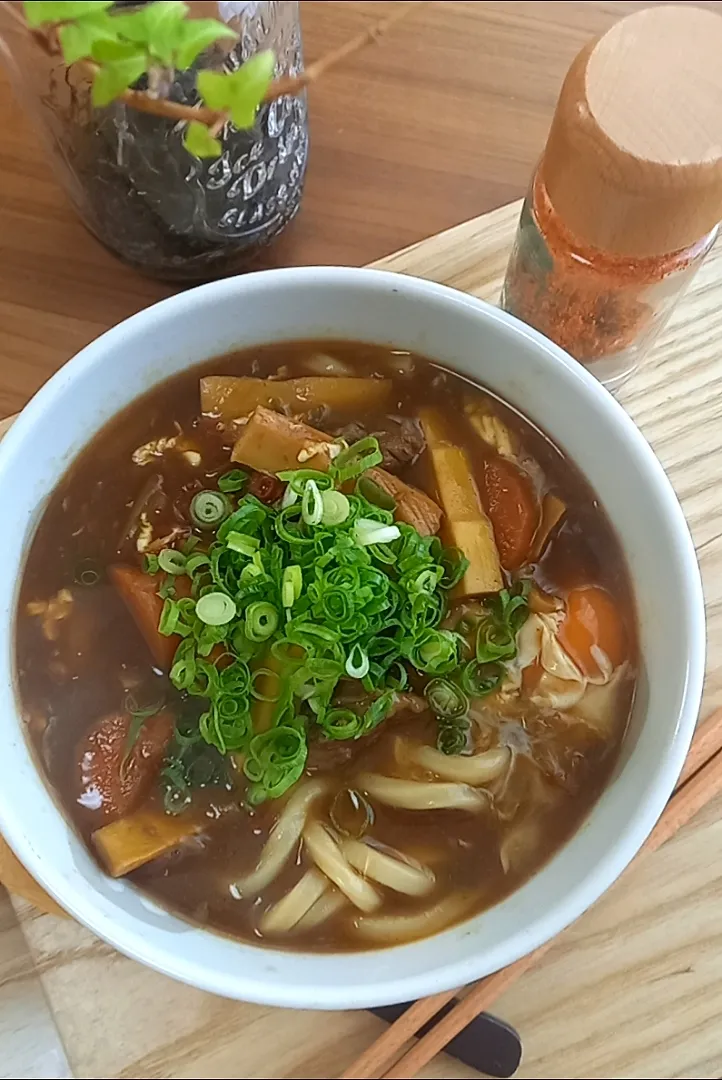 牛すじｶﾚｰうどん|まりおさん