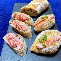 いちご酵母パン