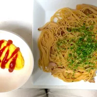 Snapdishの料理写真:きのこパスタ、オムレツ|eggさん