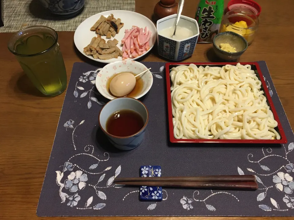 ざるうどん、じゃこ天、ロースハム、大根おろし、味玉(昼飯)|enarinさん