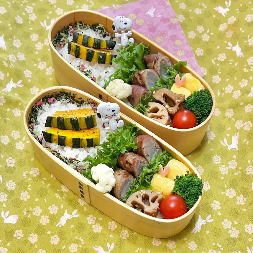 新玉ネギの豚ロール照り焼き☘️の双子ちゃんお弁当💙❤️ 5/12金|sweet homeさん