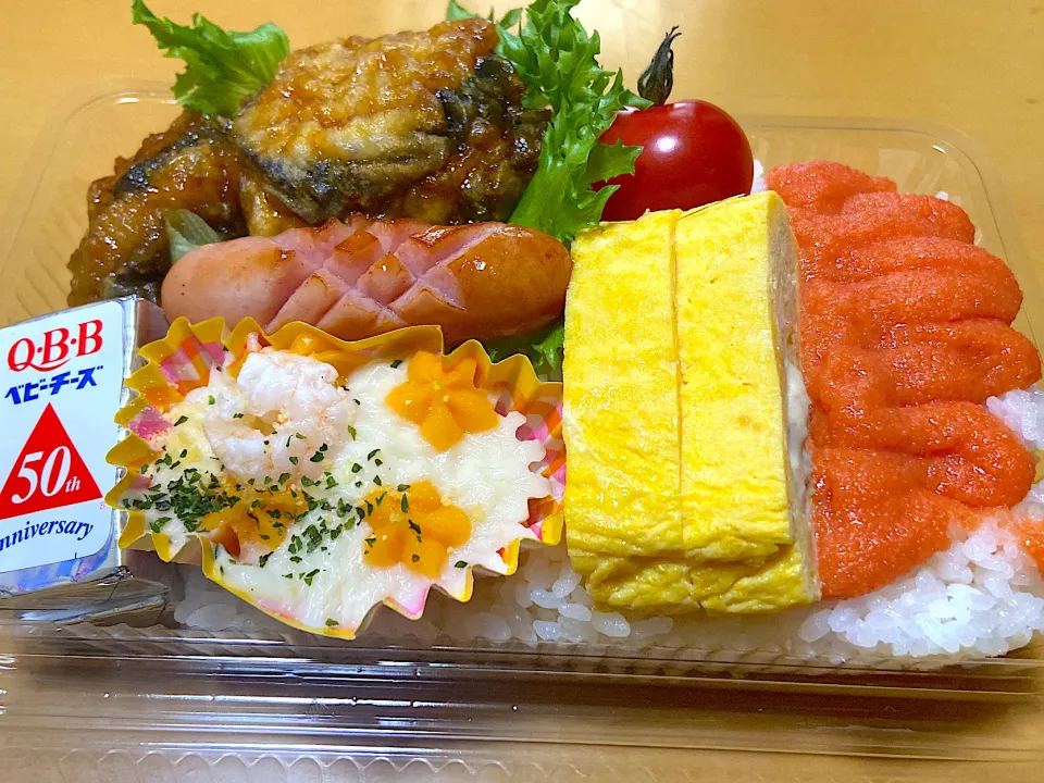 今日のお弁当🍱ナスの挟み揚げに卵焼き|サチ😊さん