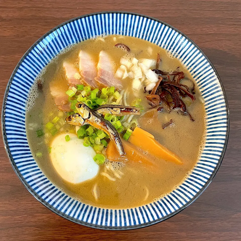 煮干し鶏ガララーメン|dashi menjiroさん