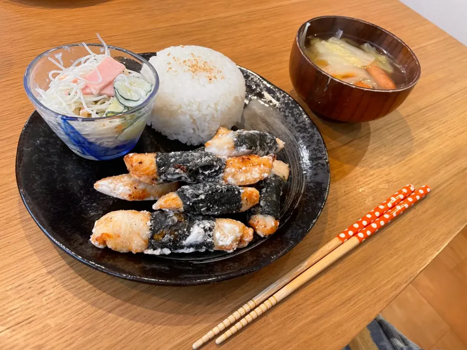 Snapdishの料理写真:今日の晩飯 ささみの海苔巻き揚げ|おーたたくとさん