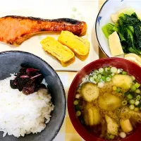 Snapdishの料理写真:…とある日の朝ごはん🍳|Tinaさん