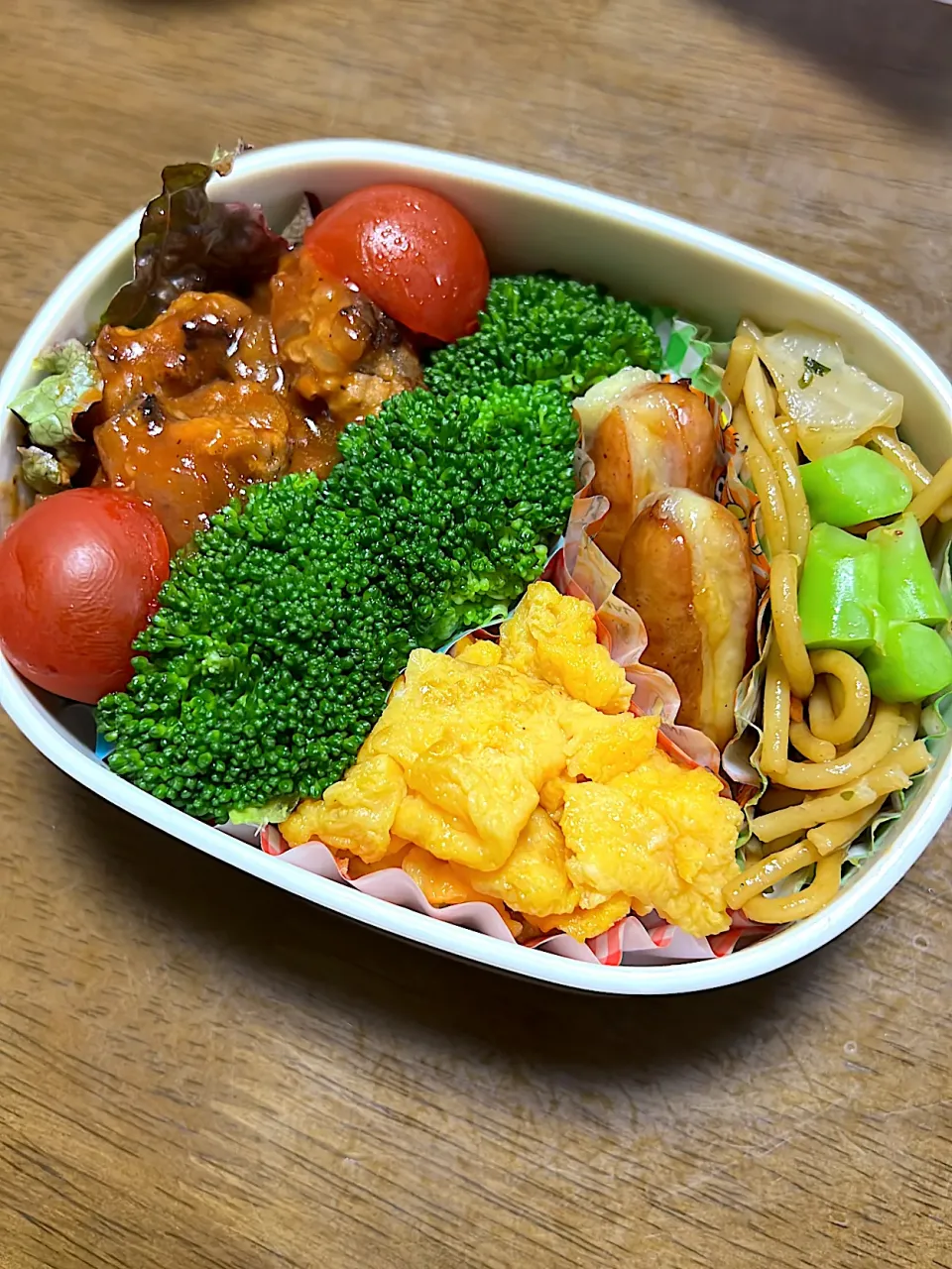 煮込みハンバーグ🍅|たるぎさん