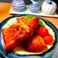 🐟魚の煮付け🥢　頂きま〜す。😊|Sの食卓さん