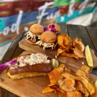 Lobster roll and short rib sliders|David Kimmellさん