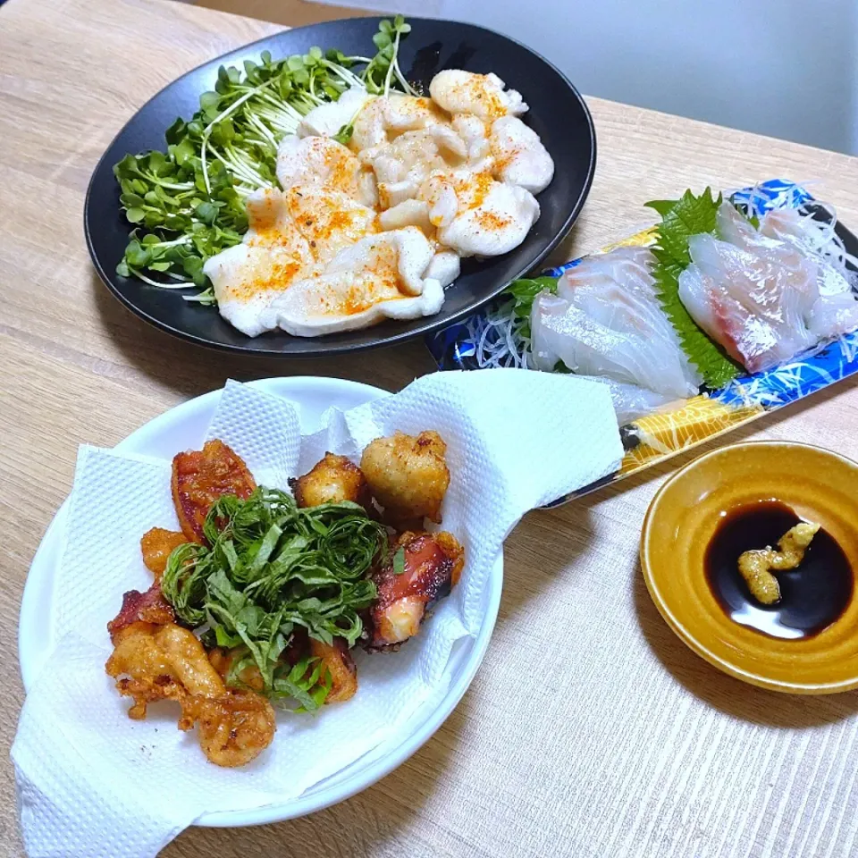 タコの唐揚げ🐙
プルプル食感蒸し鶏🐔
真鯛の刺し身🐟|ラークさん