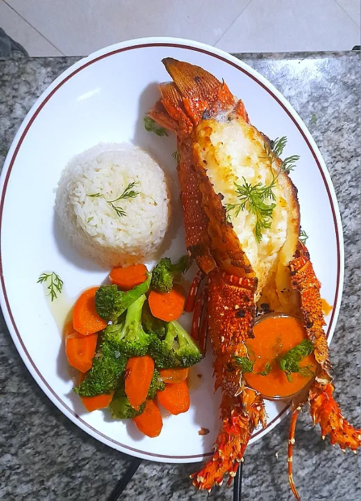 Snapdishの料理写真:grilled lobster with cheese ,seasonal  vegetables|+254113361128さん