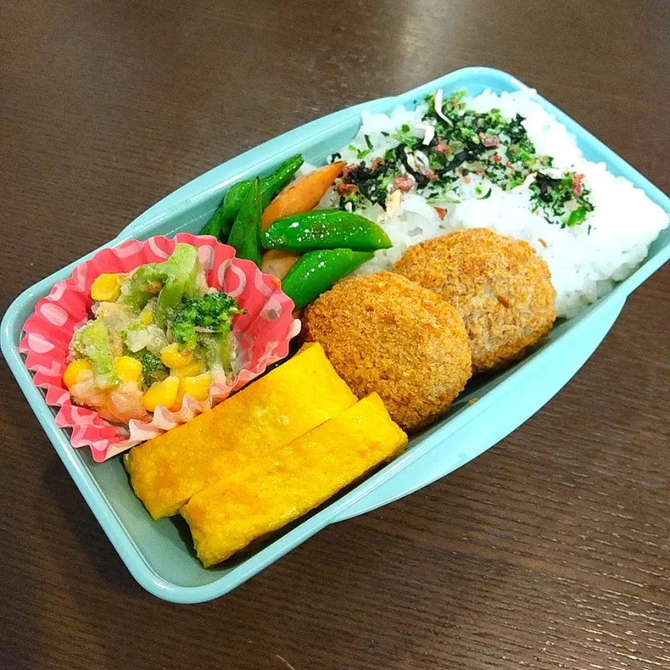 Snapdishの料理写真:肉じゃがコロッケ弁当🍱|Rieさん