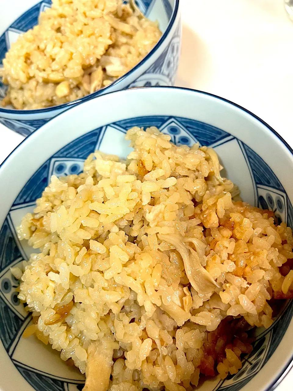 鶏肉と舞茸と新生姜の炊き込みご飯(鍋炊き)|のろさん