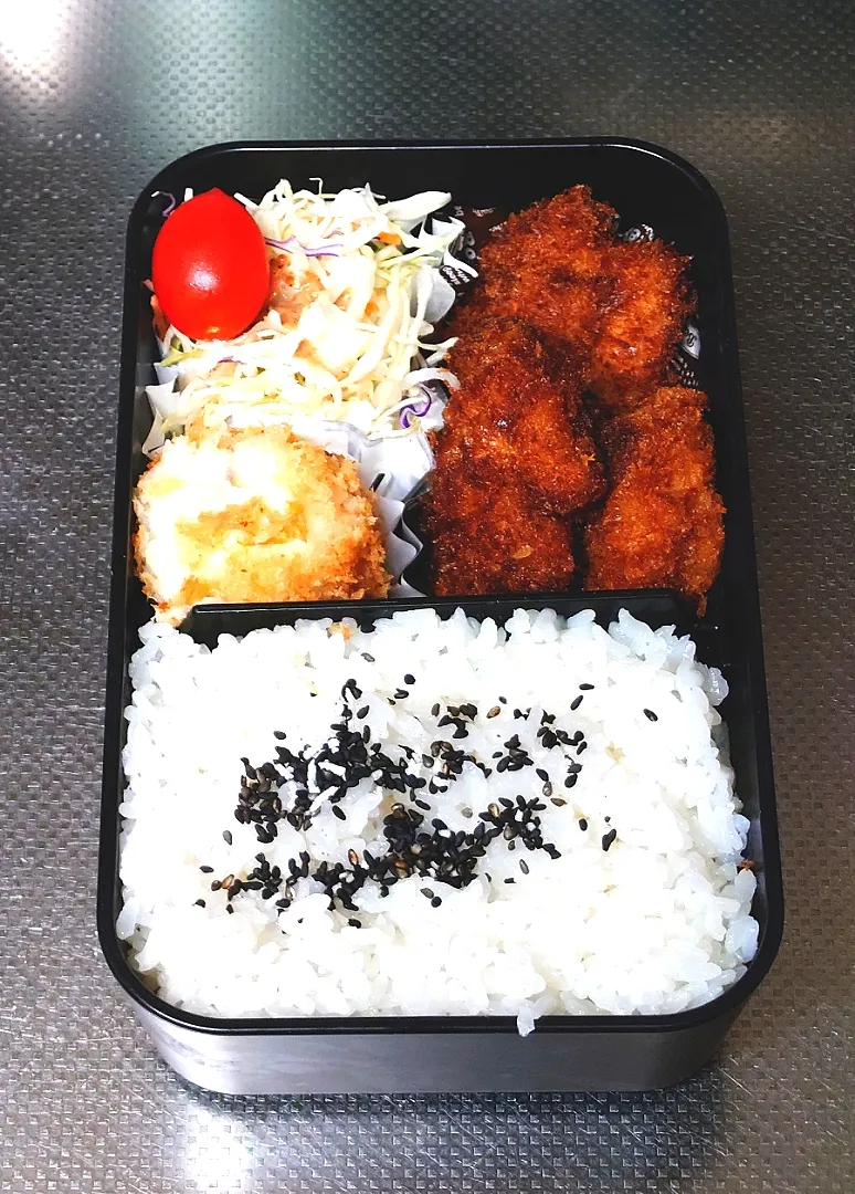 チキンカツとクリームコロッケ弁当|黒川克博さん