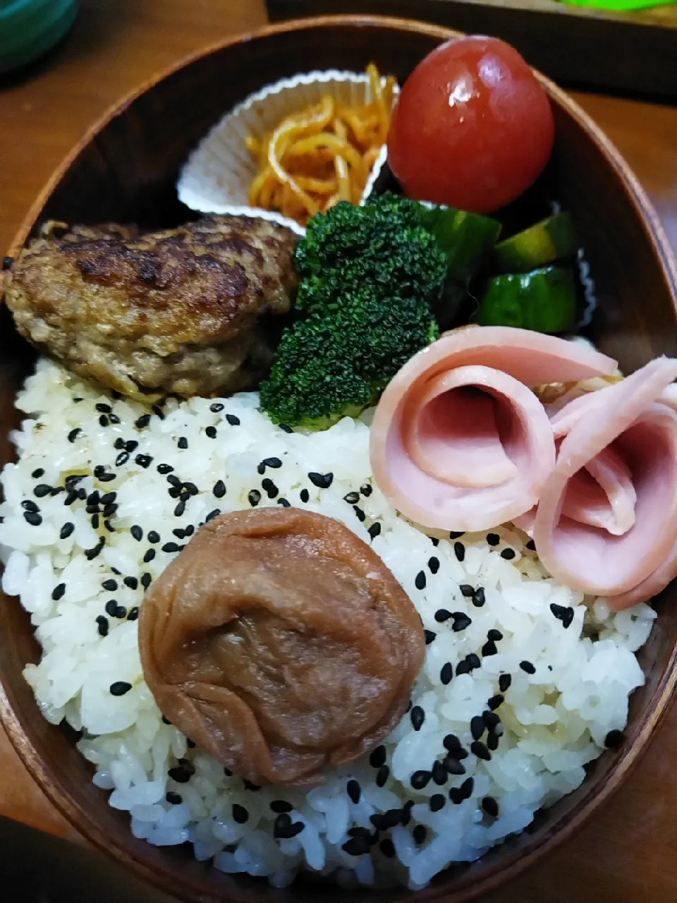 Snapdishの料理写真:高校生男子曲げわっぱ弁当|JUNさん