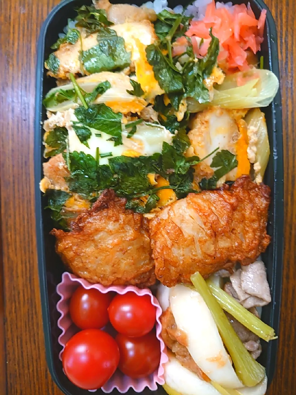 Snapdishの料理写真:親子煮弁当|to coさん