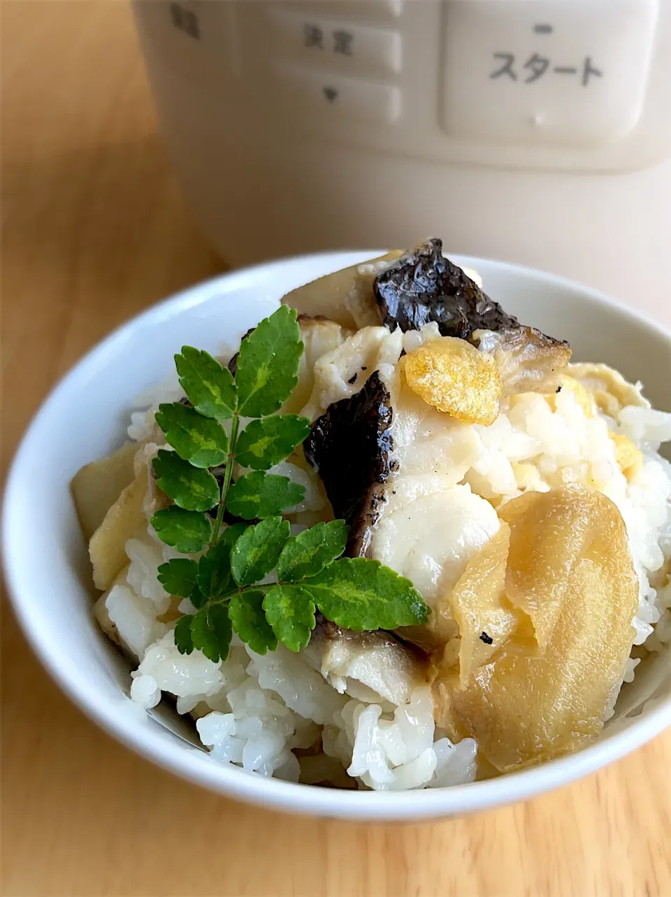 釣り魚🎣シロカでイサキの炊き込みご飯|9421beruさん