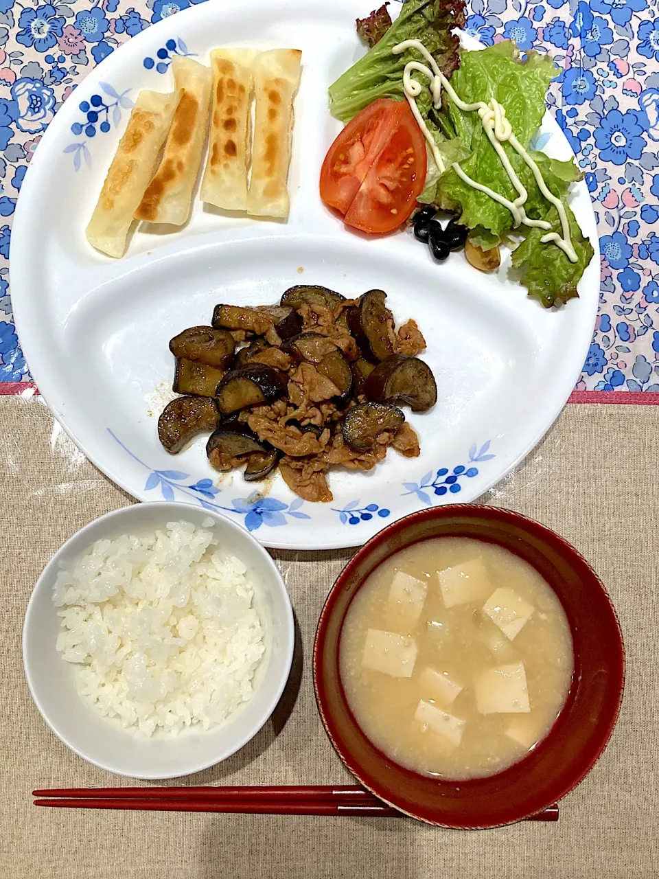 豚バラなすと餃子の皮のチーズ巻き|おしゃべり献立さん