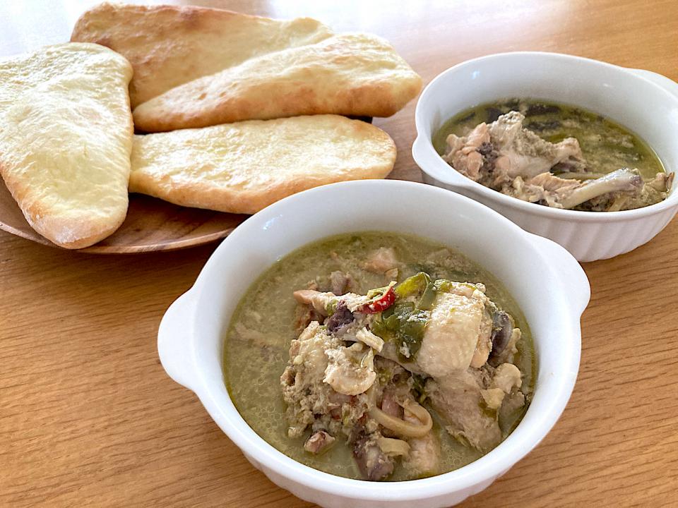 ＊パパ作の本格グリーンカレー🌿＆ママ作のナン🫓＊