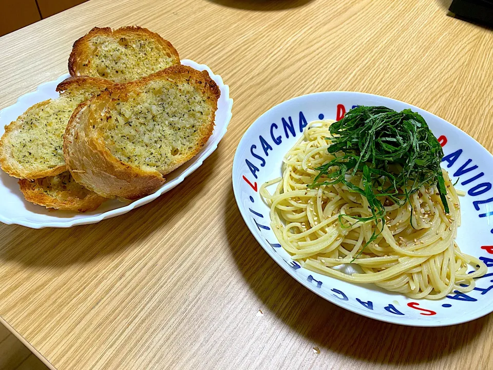 ガーリックバタートーストとわさびパスタ|SORATOさん