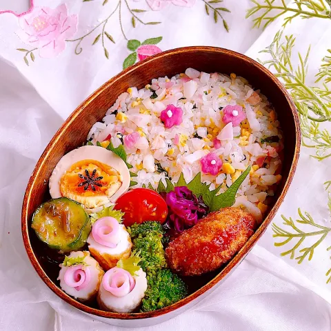 「#日本のおこめ部（アルモンデ）」を使ってみたSnapdishの料理・レシピ写真:🌸少し前の“刻みちらし寿司”弁当🌸