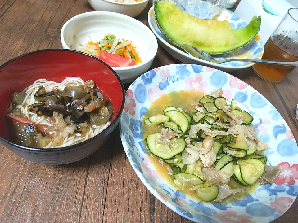 ズッキーニと豚肉のピリ辛ポン酢炒め
そうめん汁
ナムル
🍈|尚さん