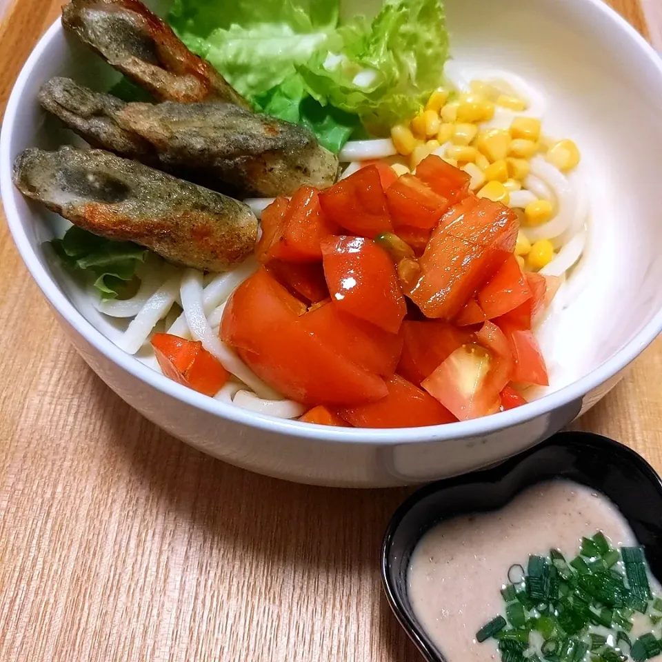 冷やしトマトサラダうどん/時々味変豆乳ごまダレ付き|チョコさん