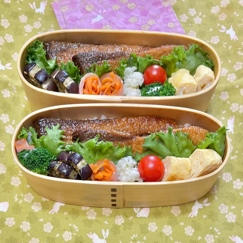 ブリの照り焼き☘️の双子ちゃんお弁当💙❤️ 5/18木|sweet homeさん