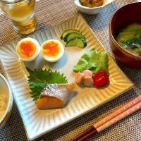 朝食