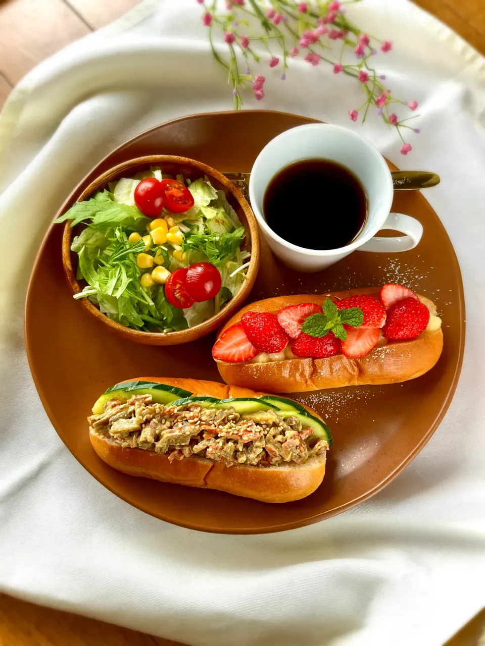 コッペパン⭐︎プレート|スイーツポテトさん