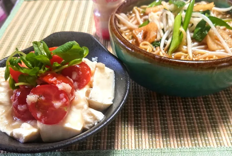 Snapdishの料理写真:回味ベトコンラーメン
塩麹トマトonくずし豆腐|マギーさん