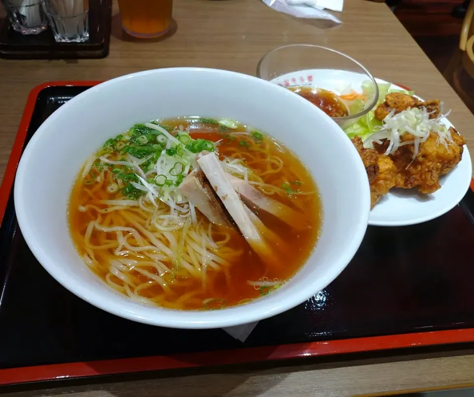 Bセット 醤油拉麺 油淋鶏|岩﨑 正勝さん